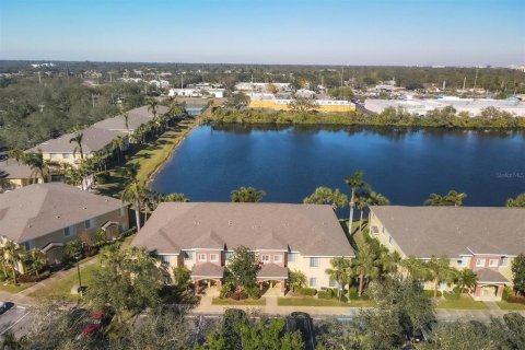 Adosado en venta en Bradenton, Florida, 3 dormitorios, 111.48 m2 № 1562421 - foto 2