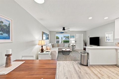 Copropriété à louer à Saint Pete Beach, Floride: 1 chambre, 56.95 m2 № 2416427 - photo 13