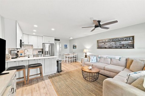 Copropriété à louer à Saint Pete Beach, Floride: 1 chambre, 56.95 m2 № 2416427 - photo 5