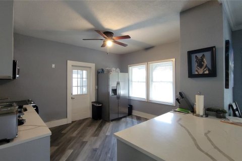 House in DeLand, Florida 2 bedrooms, 120.03 sq.m. № 1905698 - photo 9