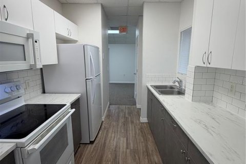 Apartment in Kissimmee, Florida 2 bedrooms, 139.35 sq.m. № 2259059 - photo 16
