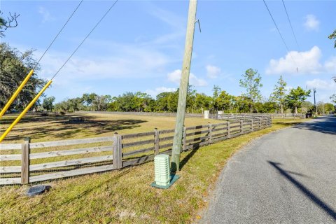 Casa en venta en Pierson, Florida, 7 dormitorios, 342.34 m2 № 2143532 - foto 14