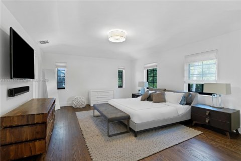 Купить виллу или дом в Майами-Бич, Флорида 4 спальни, 361.02м2, № 1980796 - фото 20