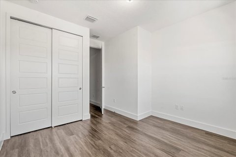 Touwnhouse à louer à Orlando, Floride: 3 chambres, 156.08 m2 № 2404651 - photo 13