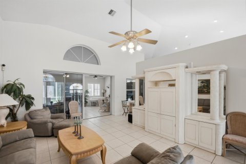 Casa en venta en St. Lucie, Florida, 4 dormitorios, 308.34 m2 № 2254378 - foto 11
