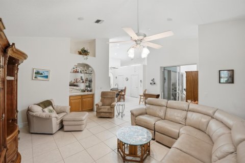 Casa en venta en St. Lucie, Florida, 4 dormitorios, 308.34 m2 № 2254378 - foto 15