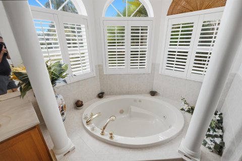 Casa en venta en St. Lucie, Florida, 4 dormitorios, 308.34 m2 № 2254378 - foto 30