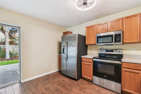 Casa en venta en Wesley Chapel, Florida, 3 dormitorios, 104.98 m2 № 1907316 - foto 5