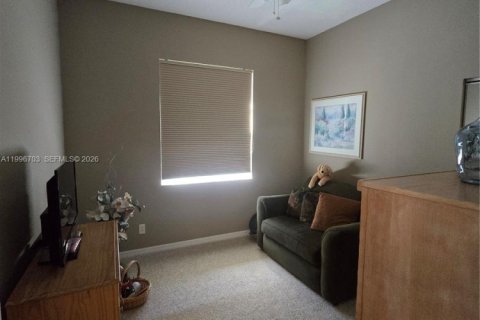 Villa ou maison à vendre à Pembroke Pines, Floride: 3 chambres, 200.11 m2 № 2059353 - photo 25