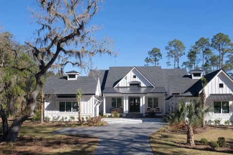 House in Brooksville, Florida 3 bedrooms, 331.94 sq.m. № 2205475 - photo 2