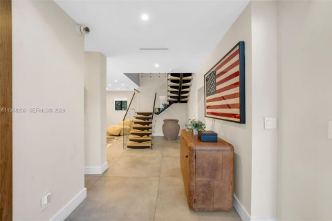 Купить виллу или дом в Дорал, Флорида 5 спален, 614.46м2, № 2046841 - фото 18