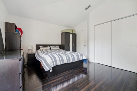 Condo in Orlando, Florida, 2 bedrooms № 2285322 - photo 12