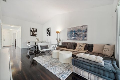 Condo in Orlando, Florida, 2 bedrooms № 2285322 - photo 21