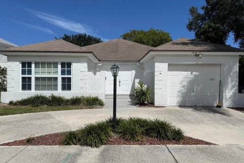 House in Boca Raton, Florida 4 bedrooms, 180.23 sq.m. № 2260717