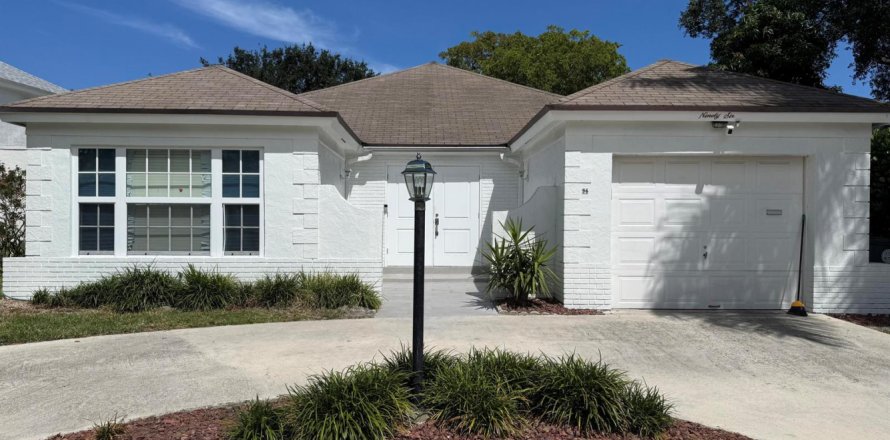 House in Boca Raton, Florida 4 bedrooms, 180.23 sq.m. № 2260717