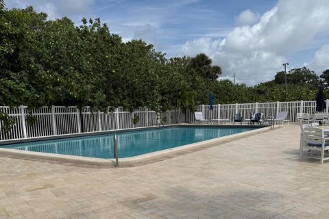 House in Boca Raton, Florida 4 bedrooms, 180.23 sq.m. № 2260717 - photo 16