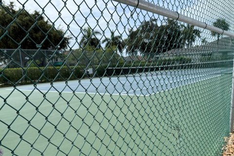 House in Boca Raton, Florida 4 bedrooms, 180.23 sq.m. № 2260717 - photo 17