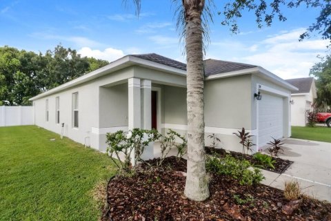 Casa en alquiler en Lakeland, Florida, 3 dormitorios, 128.58 m2 № 1918117 - foto 3