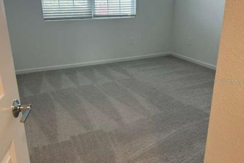 Adosado en alquiler en Kissimmee, Florida, 4 dormitorios, 185.8 m2 № 1910418 - foto 24