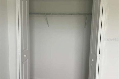 Adosado en alquiler en Kissimmee, Florida, 4 dormitorios, 185.8 m2 № 1910418 - foto 22