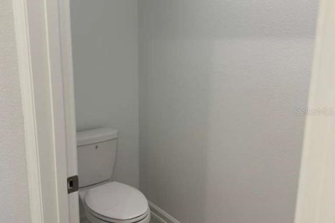 Adosado en alquiler en Kissimmee, Florida, 4 dormitorios, 185.8 m2 № 1910418 - foto 18