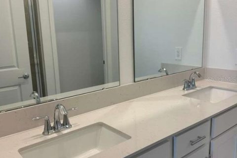 Adosado en alquiler en Kissimmee, Florida, 4 dormitorios, 185.8 m2 № 1910418 - foto 17