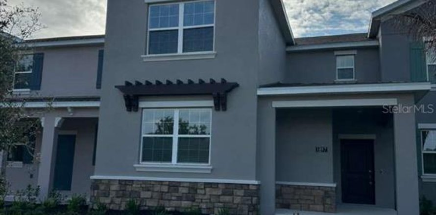 Adosado en Kissimmee, Florida 4 dormitorios, 185.8 m2 № 1910418