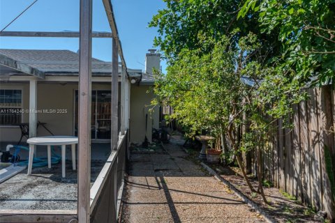 Купить виллу или дом в Бойнтон-Бич, Флорида 4 спальни, 173.45м2, № 1994376 - фото 30