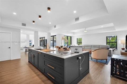 Купить виллу или дом в Майами-Лейкс, Флорида 5 спален, 268.39м2, № 2046687 - фото 17