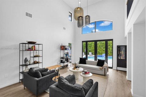 Купить виллу или дом в Майами-Лейкс, Флорида 5 спален, 268.39м2, № 2046687 - фото 6