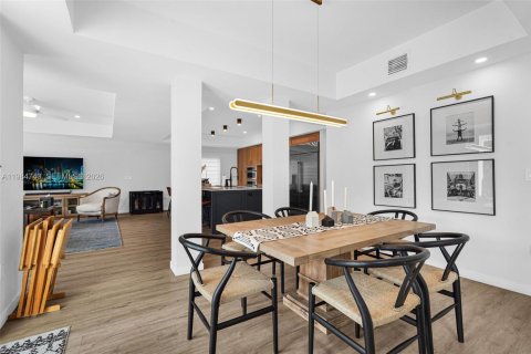 Купить виллу или дом в Майами-Лейкс, Флорида 5 спален, 268.39м2, № 2046687 - фото 11