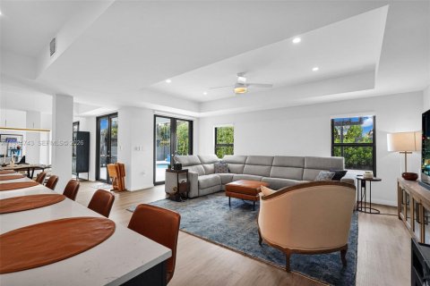 Купить виллу или дом в Майами-Лейкс, Флорида 5 спален, 268.39м2, № 2046687 - фото 25