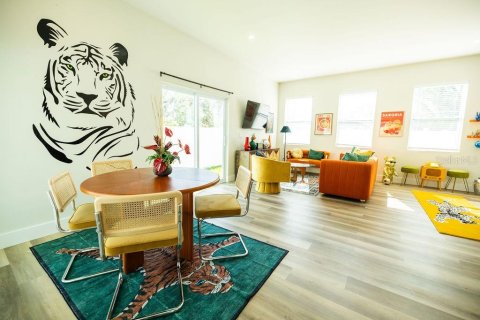 Casa en venta en Saint Petersburg, Florida, 4 dormitorios, 166.85 m2 № 1906116 - foto 4
