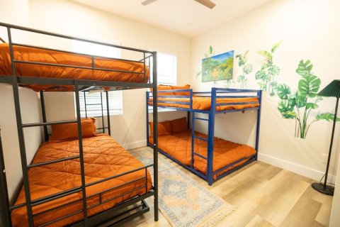 Casa en venta en Saint Petersburg, Florida, 4 dormitorios, 166.85 m2 № 1906116 - foto 24