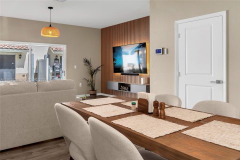 Купить таунхаус в Майами-Гарденс, Флорида 3 спальни, 133.97м2, № 2028269 - фото 17