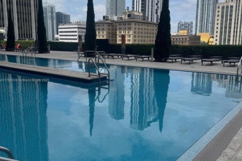 Condo in Miami, Florida, 2 bedrooms  № 1959300 - photo 8