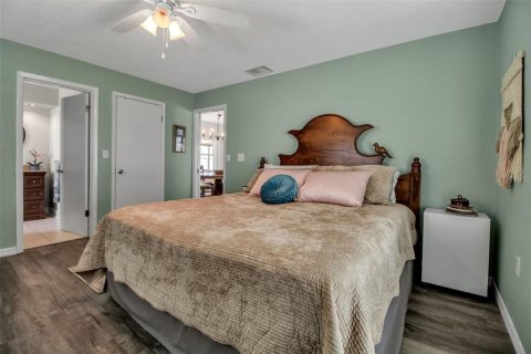 Casa en venta en Bradenton, Florida, 3 dormitorios, 141.95 m2 № 1803721 - foto 21
