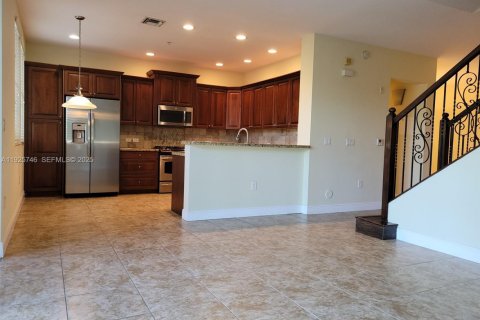 Condo in Sunrise, Florida, 3 bedrooms  № 2035189 - photo 4