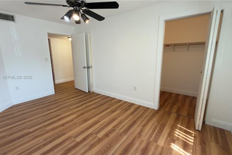 Copropriété à louer à Miami, Floride: 2 chambres, 85.19 m2 № 2264835 - photo 27