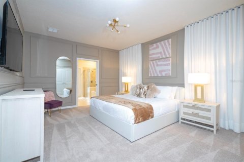 Villa ou maison à vendre à Davenport, Floride: 10 chambres, 408.68 m2 № 2127889 - photo 20