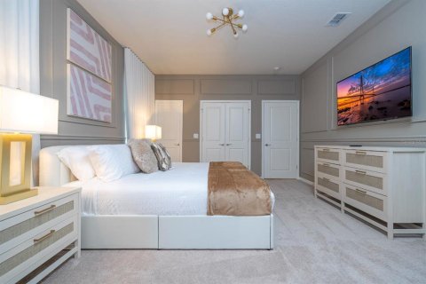 Villa ou maison à vendre à Davenport, Floride: 10 chambres, 408.68 m2 № 2127889 - photo 19