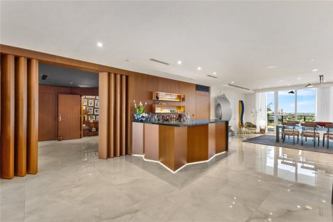 Condo in Fort Lauderdale, Florida, 3 bedrooms № 2191471 - photo 16