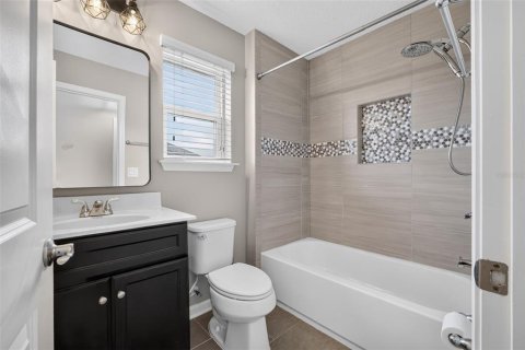 Villa ou maison à vendre à Palm Coast, Floride: 5 chambres, 298.68 m2 № 2360704 - photo 18