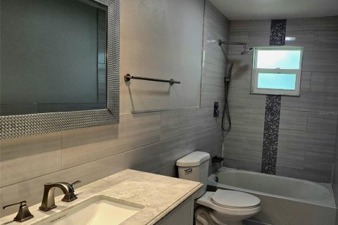 Appartement à louer à Edgewater, Floride: 2 chambres, 75.07 m2 № 1877284 - photo 5