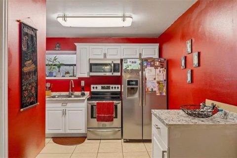 Condo in Miami, Florida, 3 bedrooms  № 2109700 - photo 14