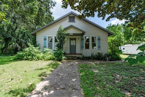 House in Floral City, Florida 2 bedrooms, 130.06 sq.m. № 1857874 - photo 1