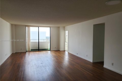 Copropriété à louer à Hallandale Beach, Floride: 2 chambres, 146.79 m2 № 2057432 - photo 4