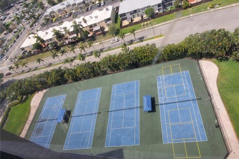 Copropriété à louer à Hallandale Beach, Floride: 2 chambres, 146.79 m2 № 2057432 - photo 20