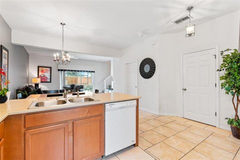 Adosado en venta en Kissimmee, Florida, 3 dormitorios, 120.31 m2 № 1919482 - foto 7