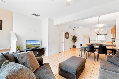 Adosado en venta en Kissimmee, Florida, 3 dormitorios, 120.31 m2 № 1919482 - foto 12